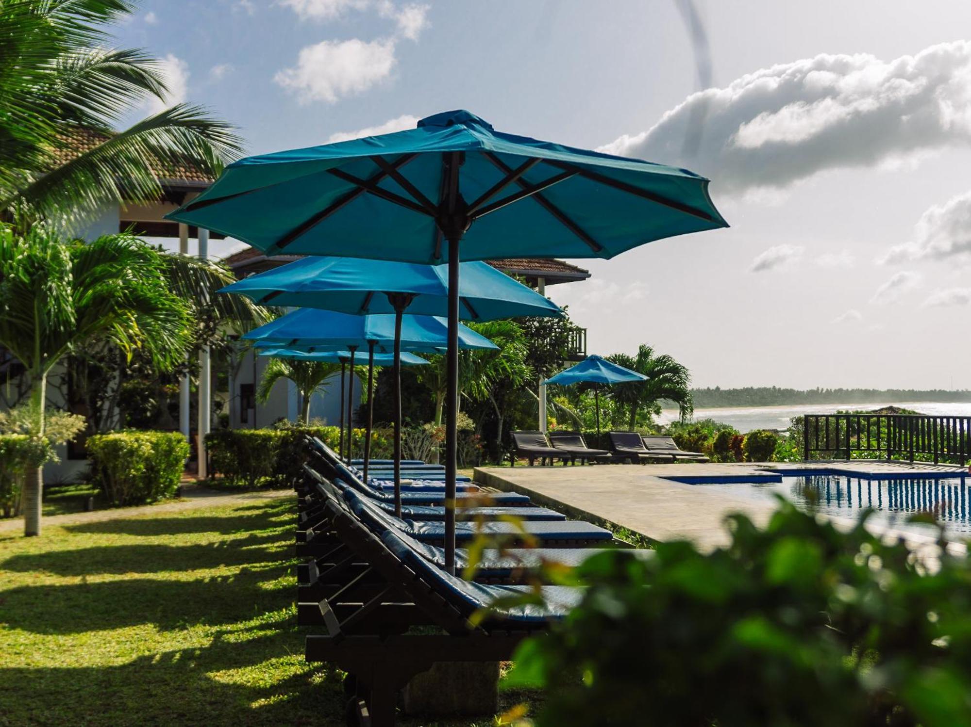 Ananthaya Beach Тангалла Экстерьер фото