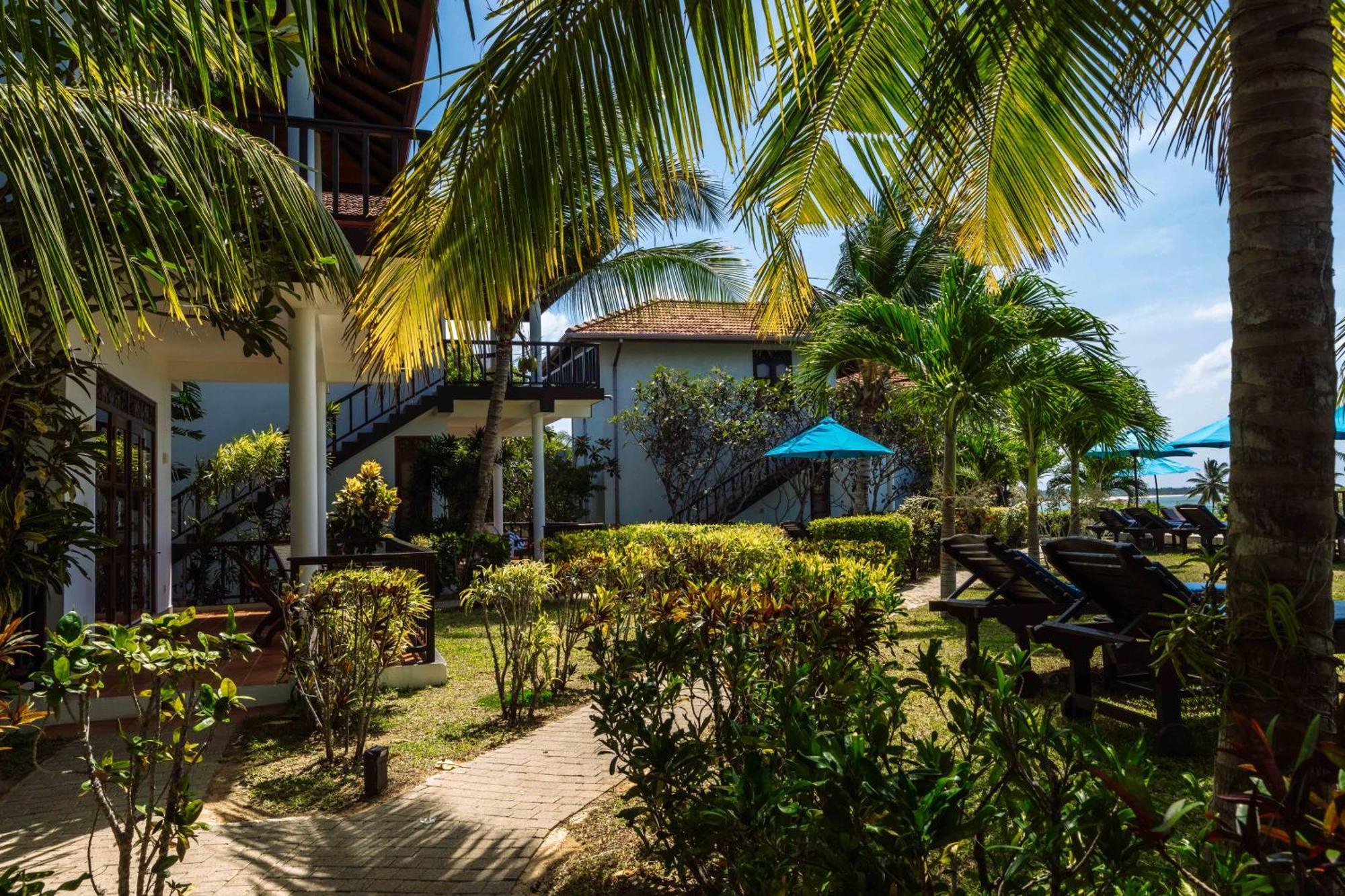 Ananthaya Beach Тангалла Экстерьер фото
