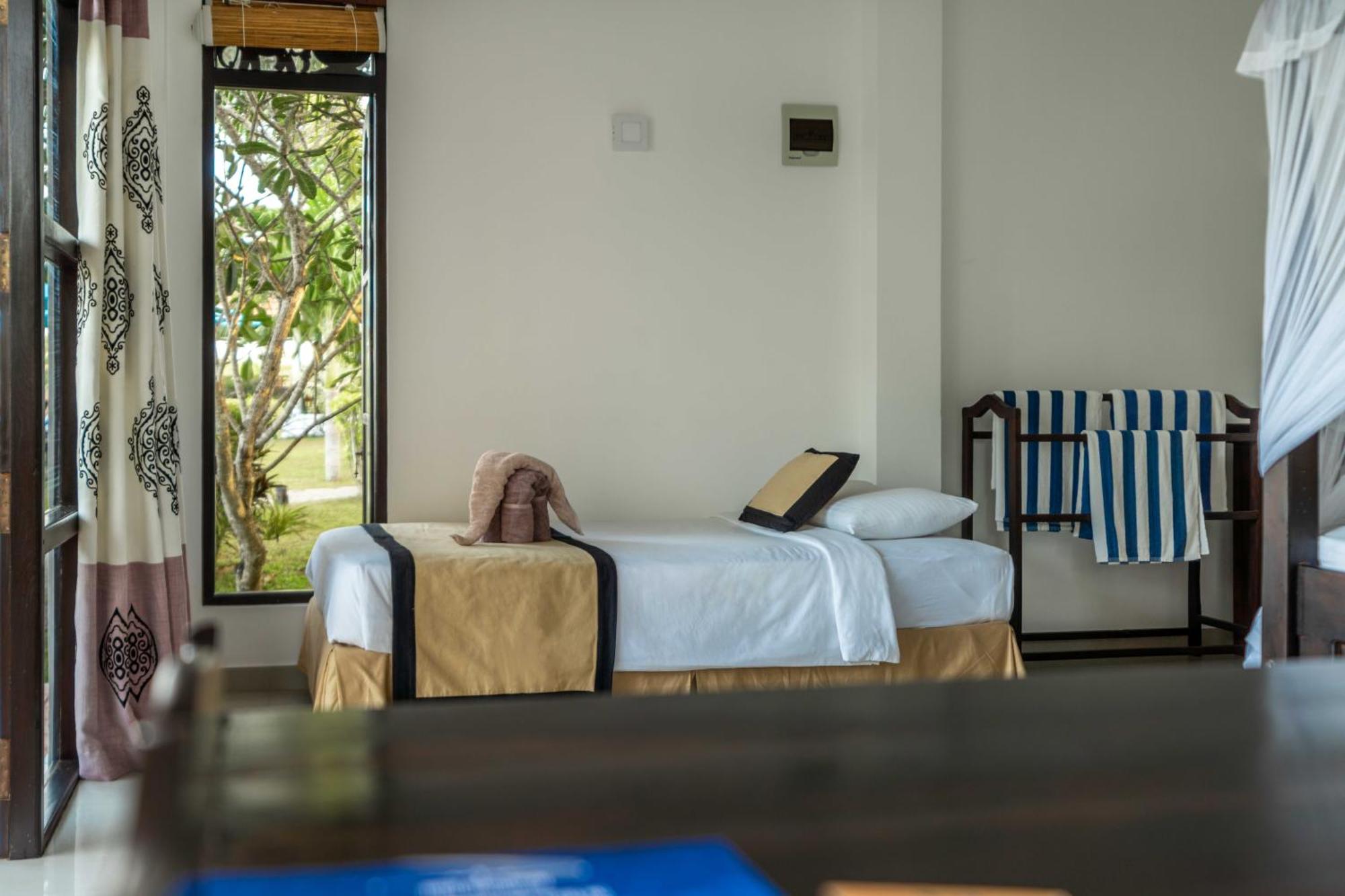 Ananthaya Beach Тангалла Экстерьер фото