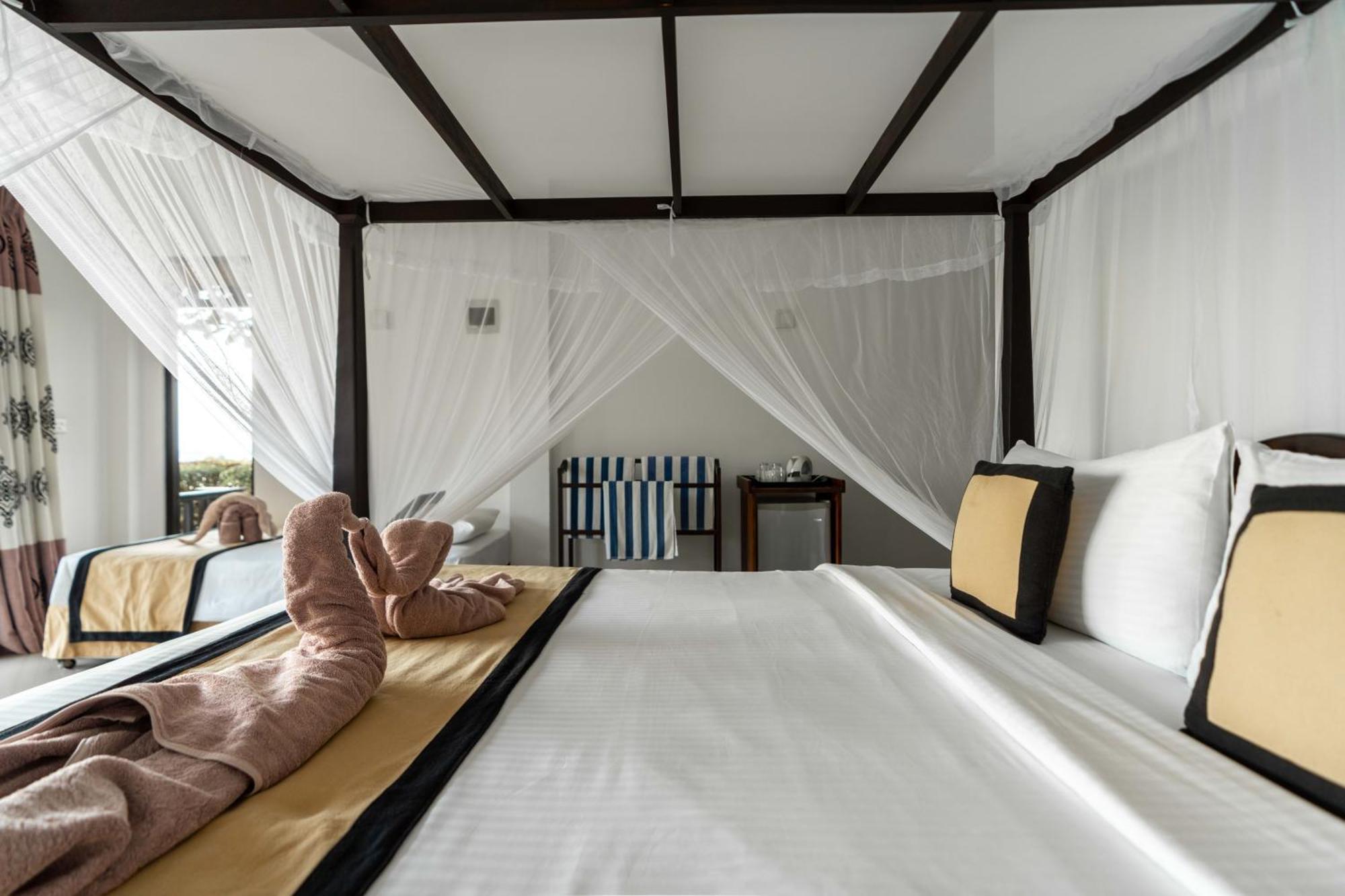 Ananthaya Beach Тангалла Экстерьер фото