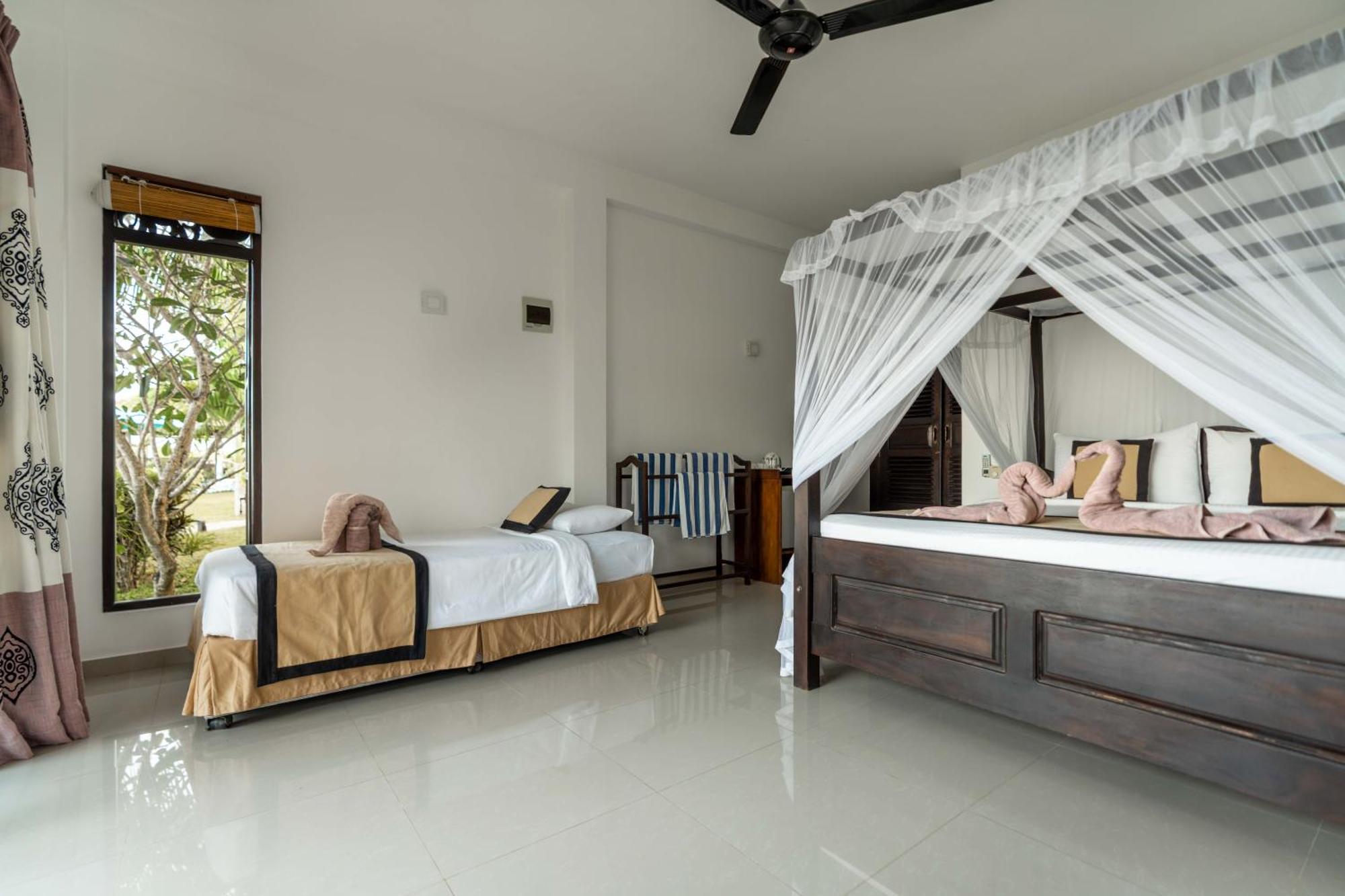 Ananthaya Beach Тангалла Экстерьер фото