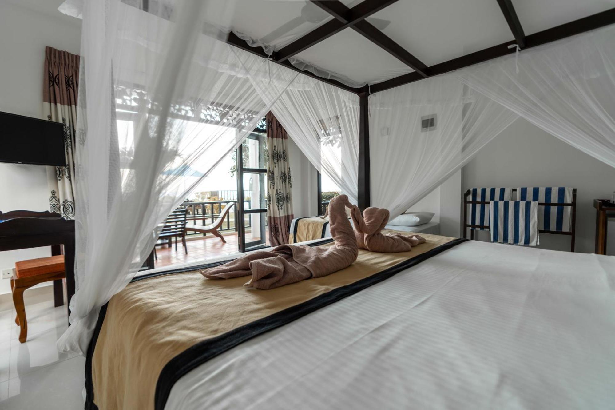 Ananthaya Beach Тангалла Экстерьер фото