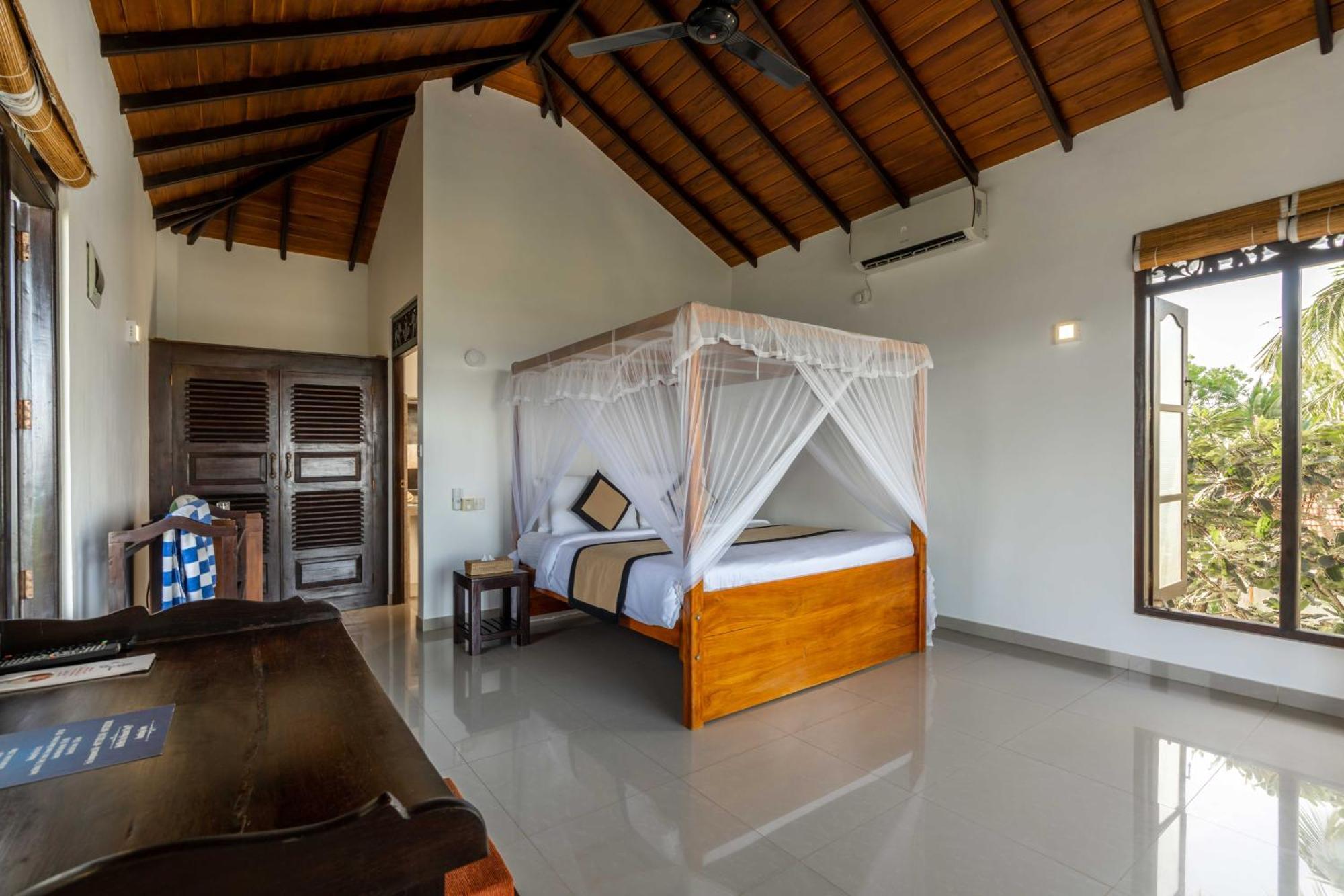 Ananthaya Beach Тангалла Экстерьер фото