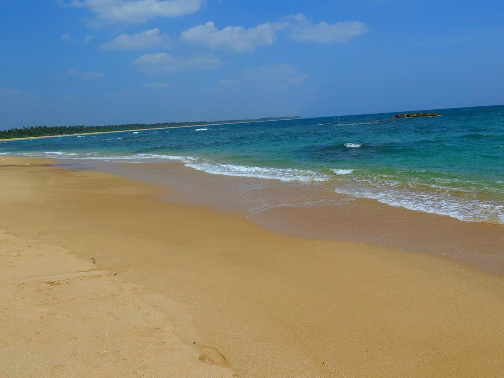 Ananthaya Beach Тангалла Экстерьер фото