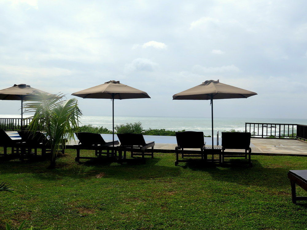 Ananthaya Beach Тангалла Экстерьер фото