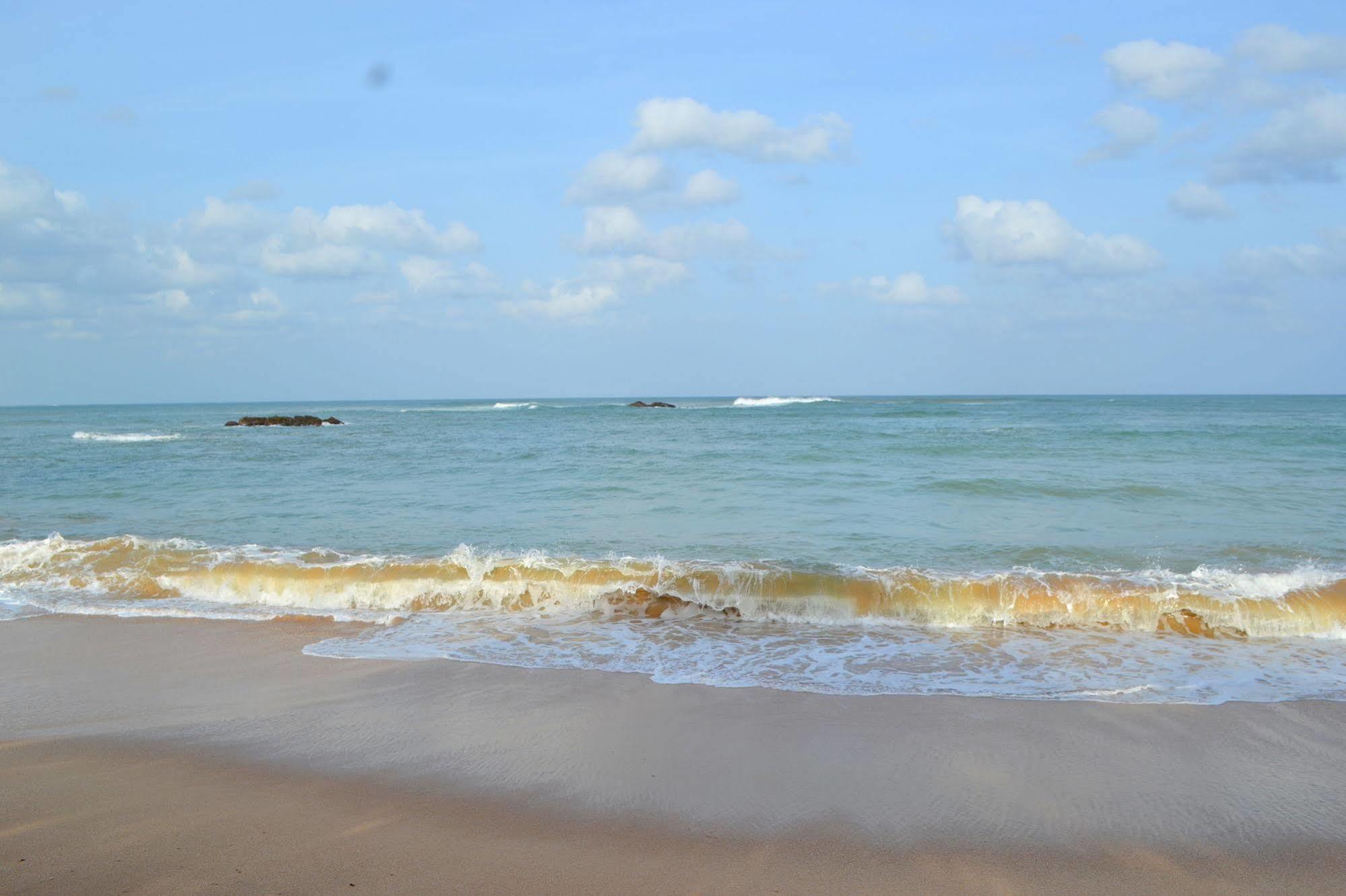 Ananthaya Beach Тангалла Экстерьер фото