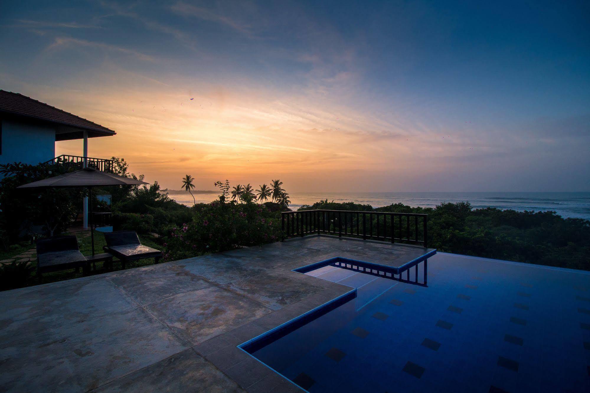 Ananthaya Beach Тангалла Экстерьер фото
